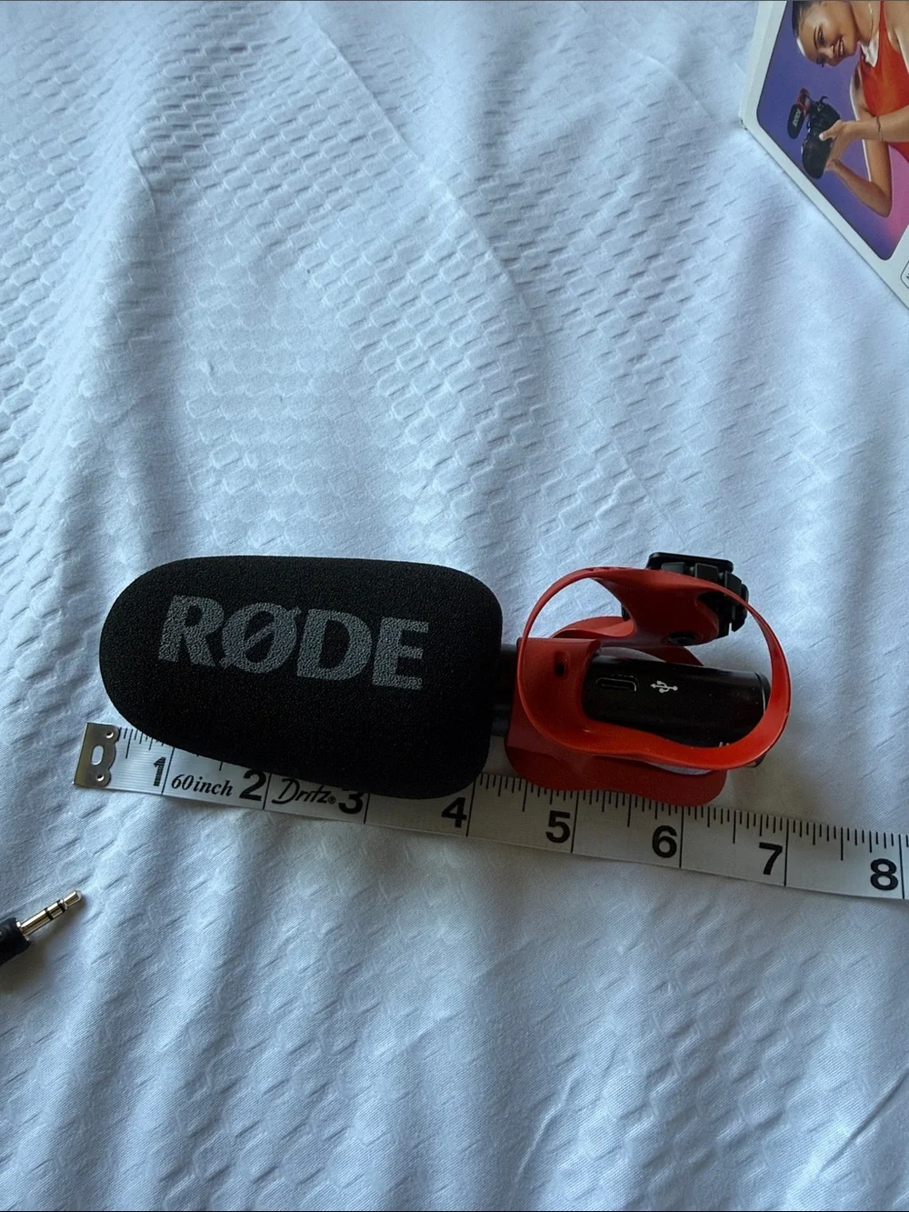 RØDE VideoMic GO II On-Camera Shotgun Microphone - Black & Red